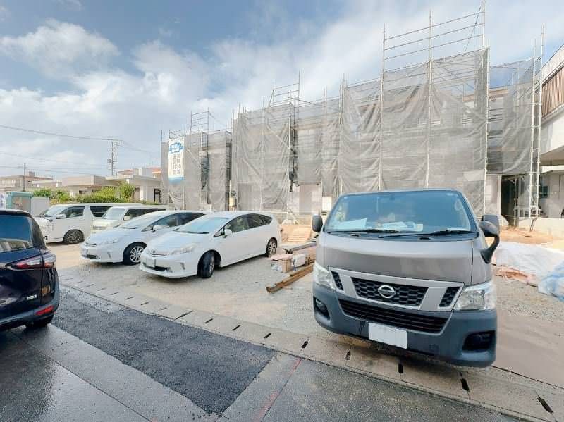 New 4LDK House with Walk-in Closet in Yomitan, Okinawa - Thumbnail 3