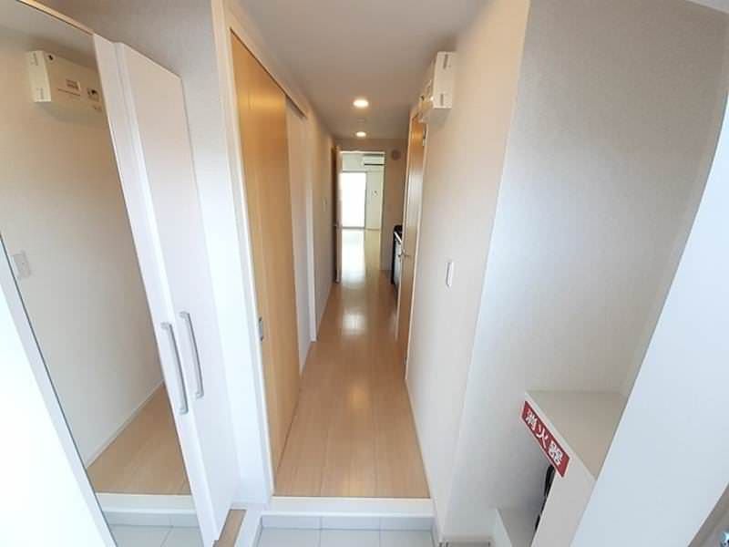 1K Apartment for Rent in Makabi, Naha City, Okinawa - Thumbnail 4