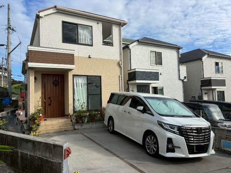 Yomitan Village House for Sale with Tenant & Rental Income - Thumbnail 3