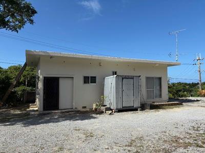2LDK House with Office in Nakijin Village, Okinawa — Image 1, Nakijin, Okinawa