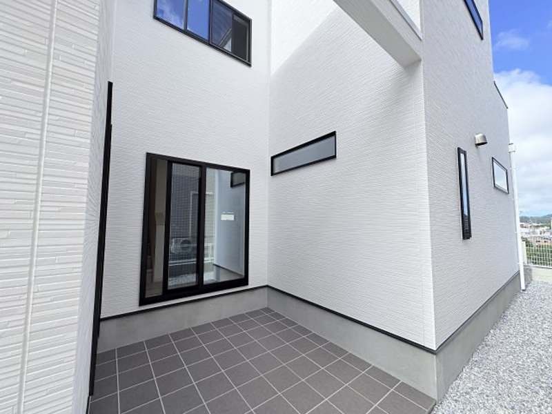 New 4LDK House in Yomitan, Okinawa with Terrace - Thumbnail 2