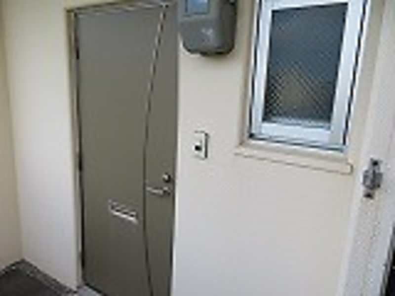1K Apartment for Rent in Itoman, Okinawa - 25m² - Thumbnail 4