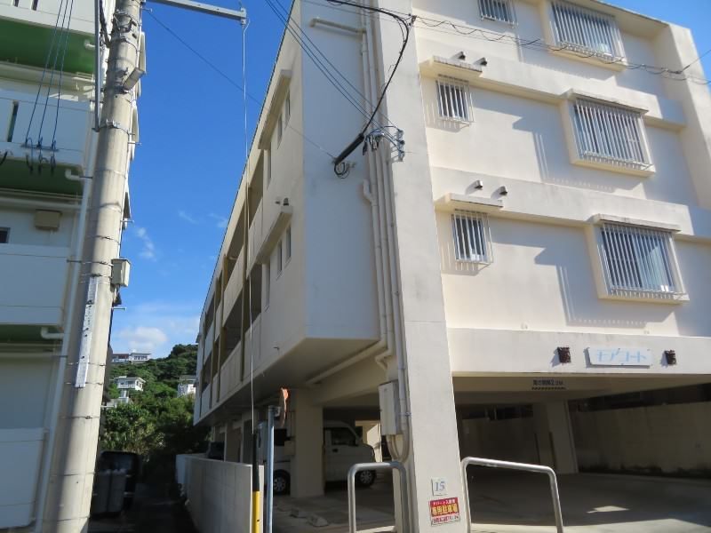 1K Apartment for Rent in Itoman, Okinawa - 25m² - Thumbnail 3