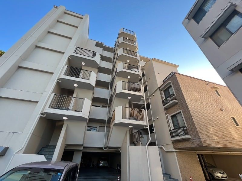 Leased 3LDK Apartment for Sale in Ameku, Naha, Okinawa - Image 1
