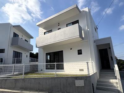 New RC House with Garden in Nanjo City - 3LDK with Parking — Image 1, Nanjo, Okinawa