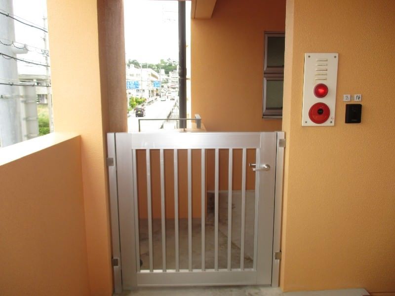 Mio Vita 2LDK Apartment for Rent in Tomigusuku, Okinawa - Thumbnail 3