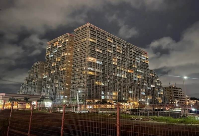 Altuure Mihama High-Floor 2LDK Condo in Chatan, Okinawa - Thumbnail 3