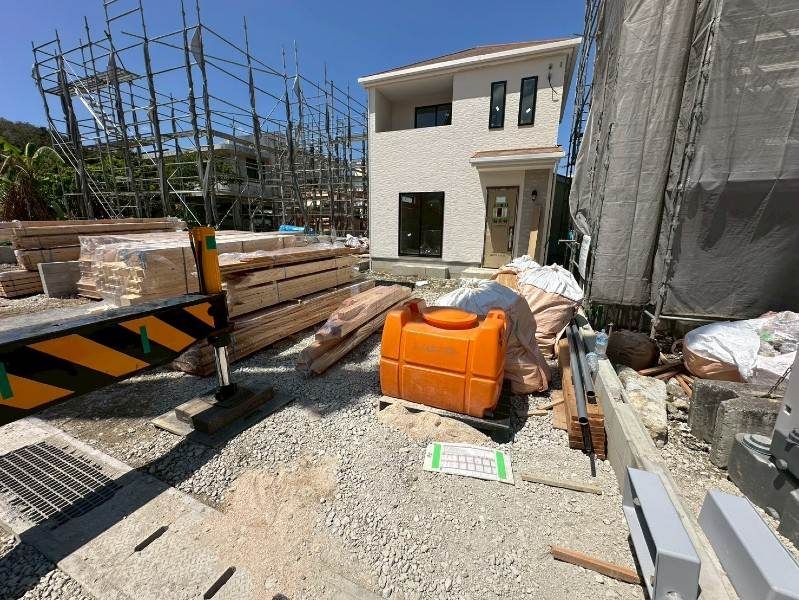 New 4LDK House for Sale in Tomigusuku, Okinawa - Long-Term Excellent Housing - Thumbnail 3