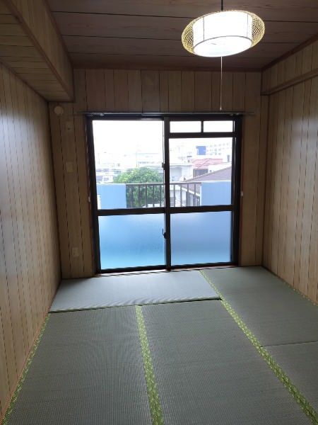 3LDK Apartment for Rent in Okinawa City, Kaibou - Thumbnail 3