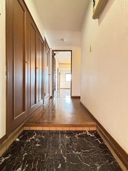 Lions Mansion Shigetagawa 2 3LDK Apartment for Rent in Naha - Thumbnail 4