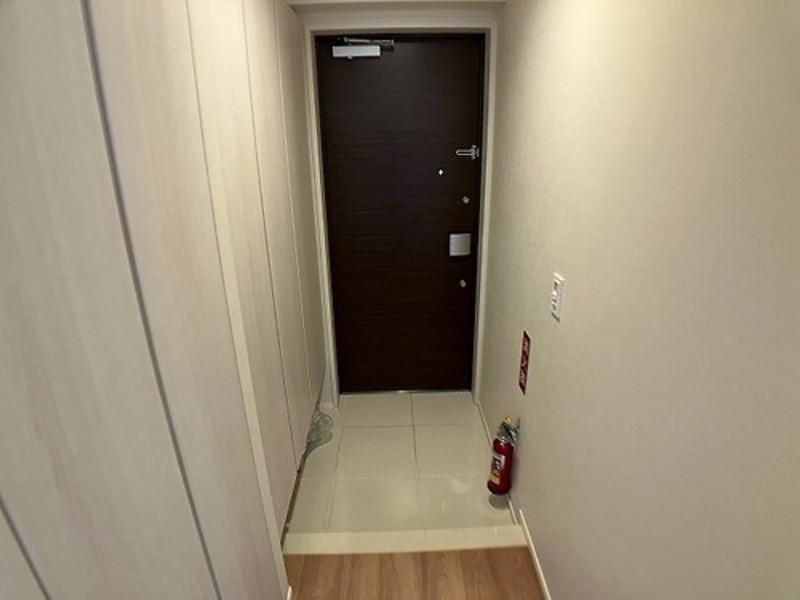 Modern 3LDK Apartment for Rent in Chatan, Okinawa - Thumbnail 3