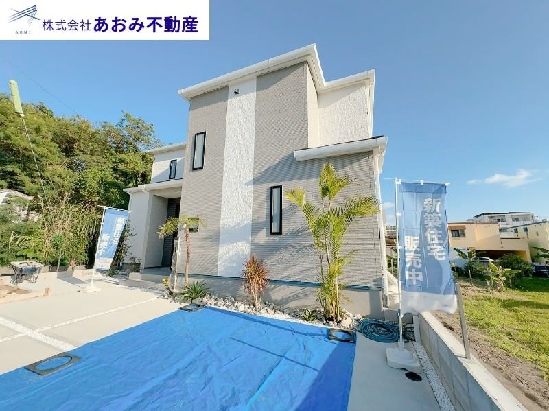 New 4LDK House in Okinawa City with Garden & 3 Parking - Thumbnail 2