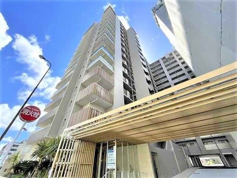 Ocean View 3LDK Apartment for Rent in Urasoe, Okinawa - Thumbnail 2