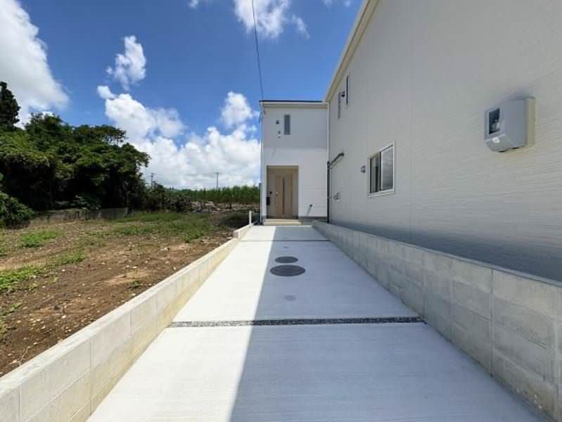 New 4LDK House with Telework Room in Itoman, Okinawa - Thumbnail 4