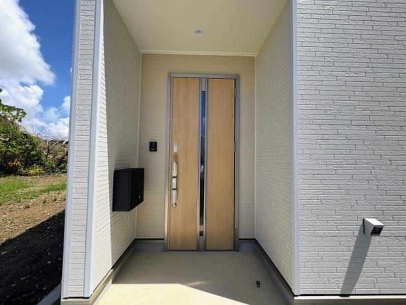 New 4LDK House with Telework Room in Itoman, Okinawa - Thumbnail 2