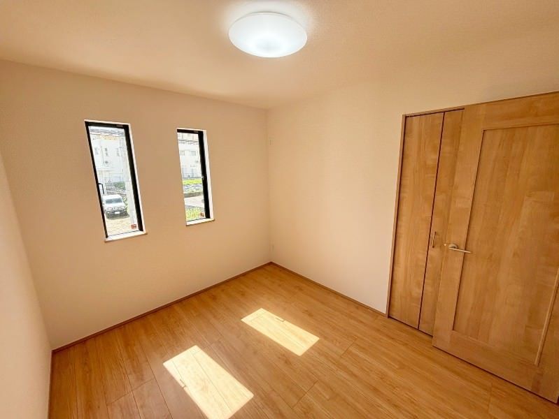 New 4LDK House in Okinawa City East | 97.71 sqm | 3 Parking - Thumbnail 3