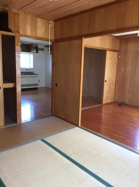 2LDK Rental Apartment in Uruma City, Okinawa | 59.5 sqm - Thumbnail 3