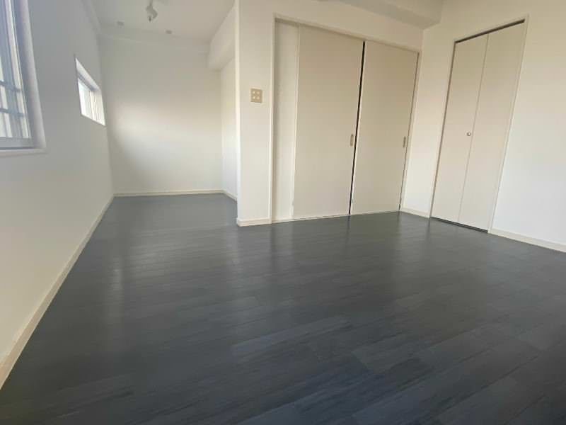1DK Apartment for Rent in Naha City, Okinawa with Walk-in Closet - Thumbnail 4