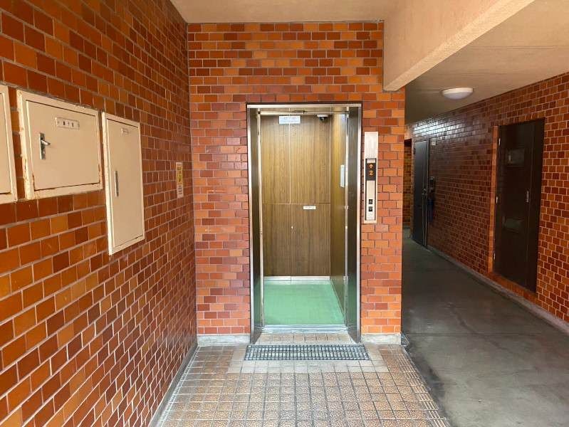 Refurbished 3LDK Apartment in Lions Mansion Daibunkaku, Naha - Thumbnail 3