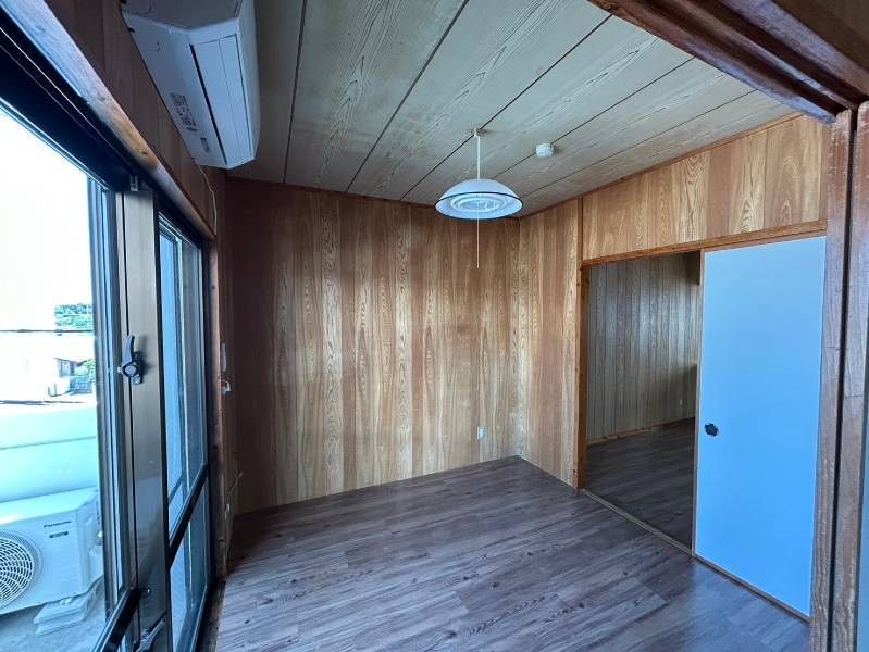 3DK Apartment for Rent in Yomitan Village, Okinawa - Thumbnail 3