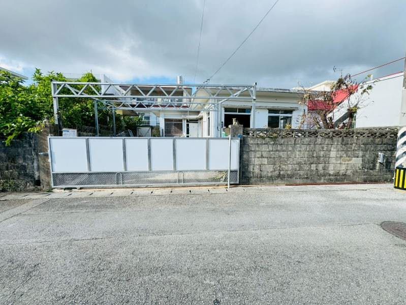 Land for Sale in Uruma City, Okinawa - 77.9 Tsubo, No Building Conditions - Thumbnail 2