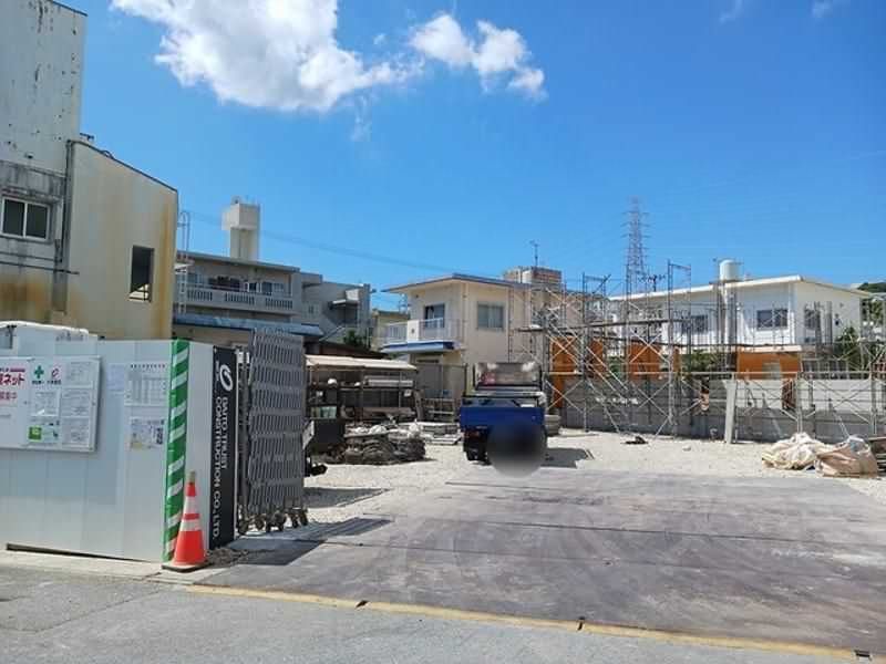 New 2LDK Apartment for Rent in Ōzato, Okinawa City - Thumbnail 2
