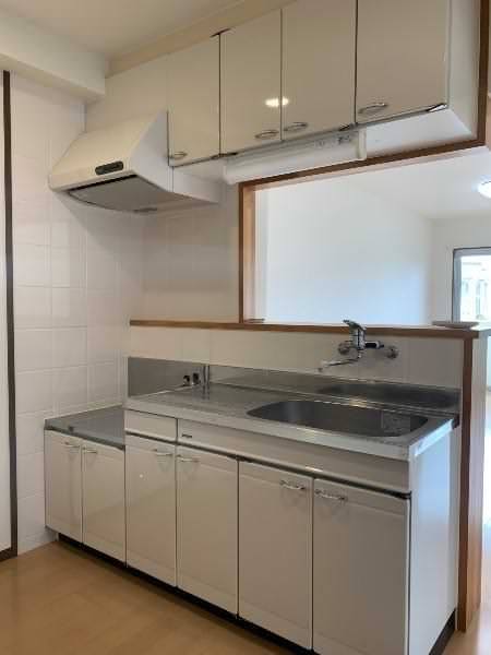 2LDK Apartment for Rent in Shuri Ishimine, Naha - Thumbnail 4