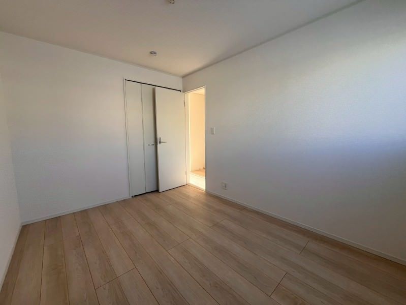 New 2025 4LDK House with Garden in Naha, Okinawa - Image 22