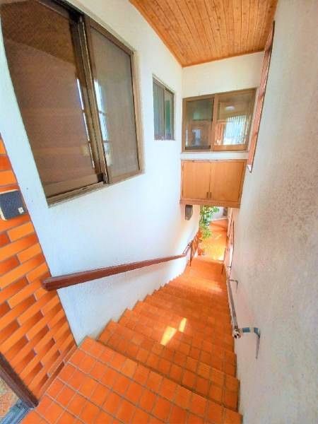 3LDK Apartment for Rent in Okinawa City with Free Garage Parking - Thumbnail 2
