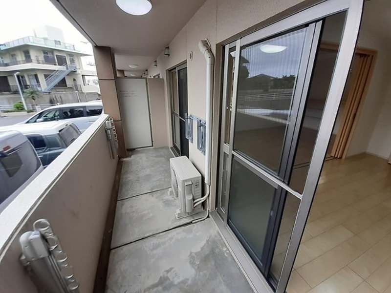 1LDK Apartment for Rent in Chatan, Okinawa - Thumbnail 4