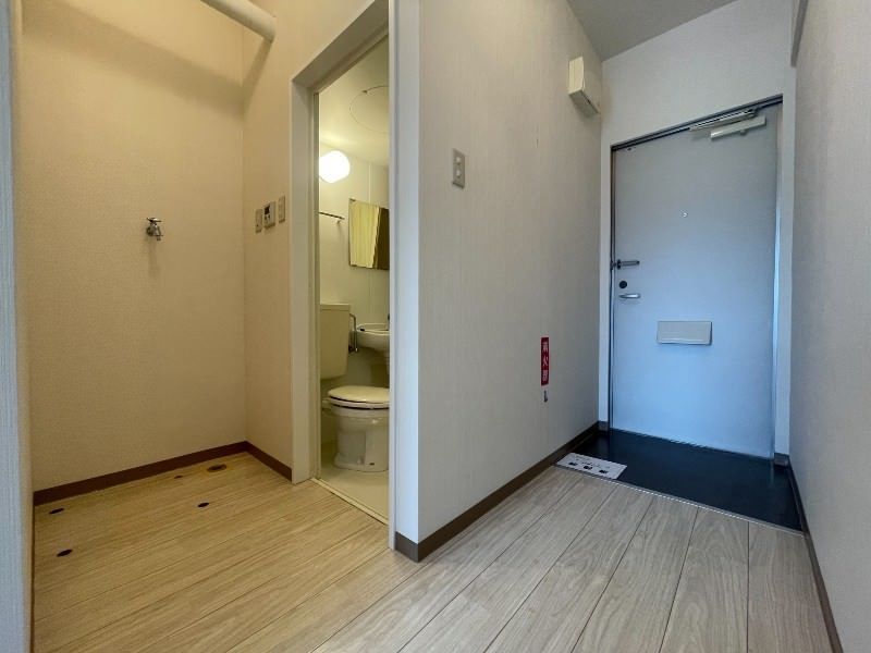 1R Apartment for Rent in Urasoe City, Okinawa - Thumbnail 4