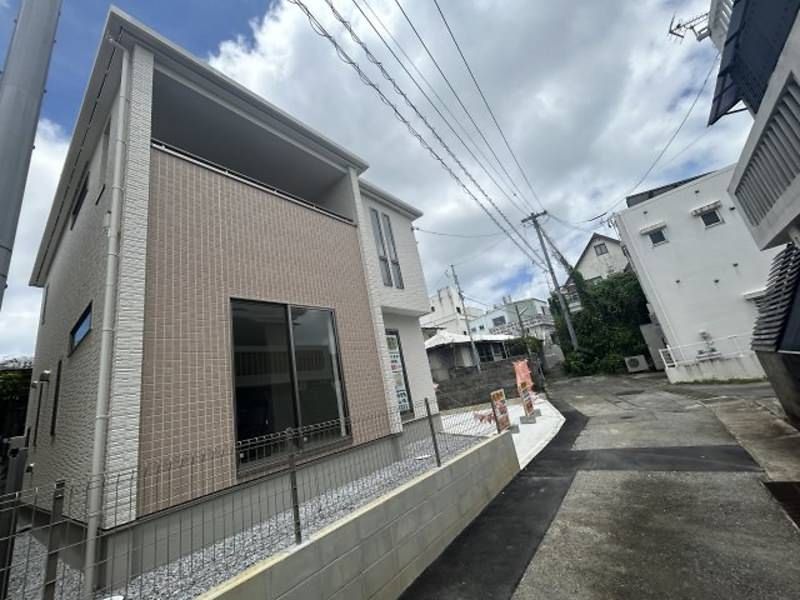 New 4LDK Detached House in Ginowan, Okinawa - Thumbnail 3