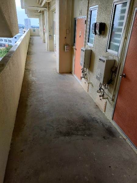 1K Apartment for Rent in Ginowan, Okinawa – Ocean View - Thumbnail 3