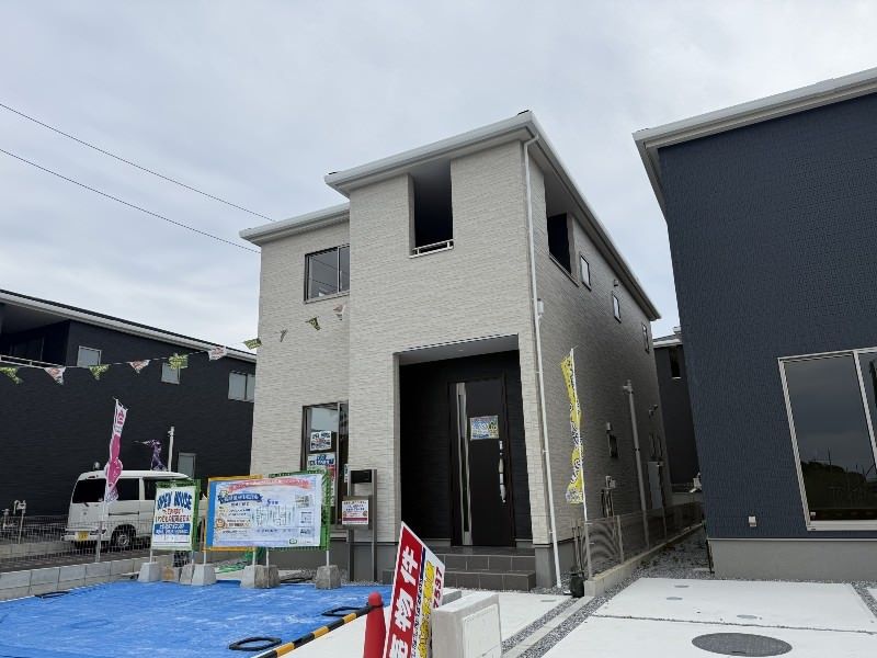 Newly Built 3LDK House in Yonaza, Yaese, Okinawa - Thumbnail 2
