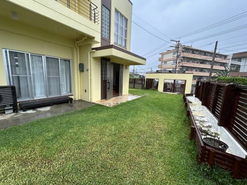4LDK RC House for Rent in Yonabaru, Okinawa - Thumbnail 2