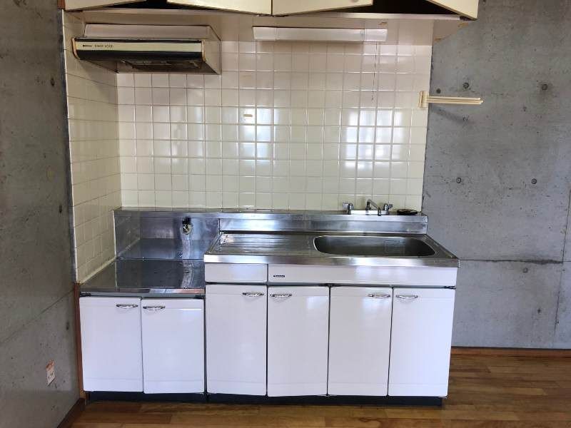 3DK Apartment for Rent in Ginowan, Okinawa with Free Parking - Main Image