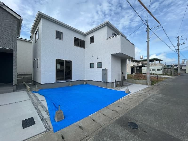 New 3LDK House in Uruma City, Okinawa - Thumbnail 3