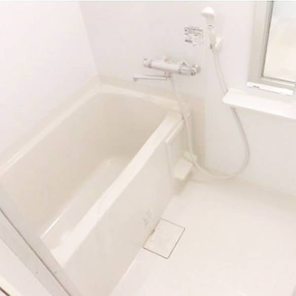 1R Apartment for Rent in Asato, Naha City with Free Internet - Thumbnail 4
