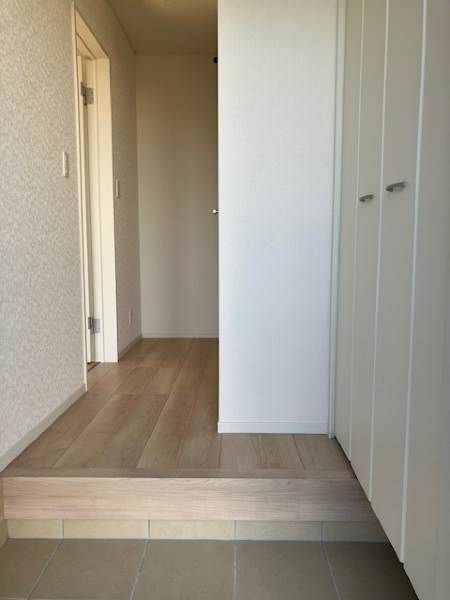 New 4LDK House for Sale in Uruma, Okinawa - 2025 Completion - Thumbnail 3