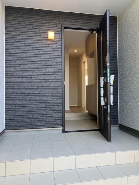New 4LDK House for Sale in Uruma, Okinawa - Long-Term Excellent Certified - Thumbnail 4