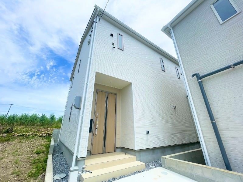 New 4LDK House in Itoman's Cradle Garden, Okinawa - Main Image