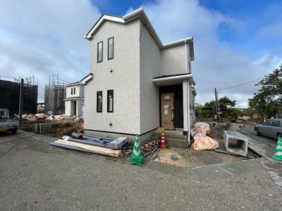 New 4LDK House in Yaese Town - Modern Family Home with Double Parking — Image 1, Yaese, Okinawa