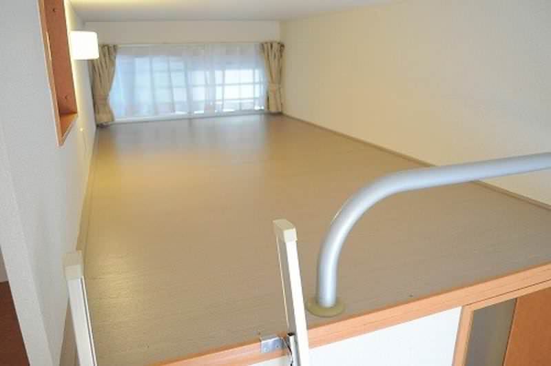 1K Apartment for Rent in Ginowan, Okinawa - Leopalace Campus - Thumbnail 2