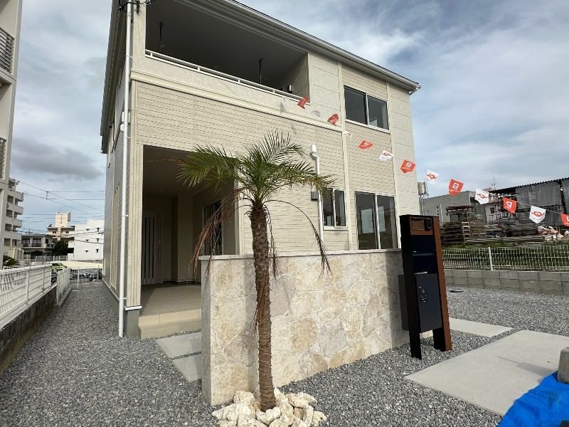 New 2025 3LDK Wooden House in Nakagusuku, Okinawa - High Performance - Thumbnail 2