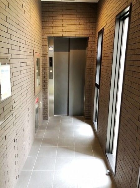 1LDK Apartment for Rent in Asato, Naha City, Okinawa - Thumbnail 2