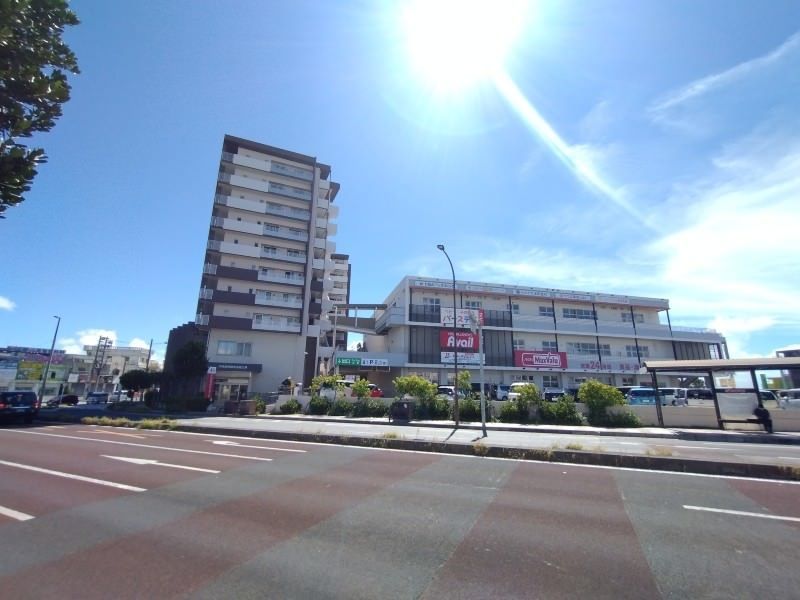 4LDK Ocean View Apartment for Sale in Trust Yamasato Hills, Okinawa - Thumbnail 2