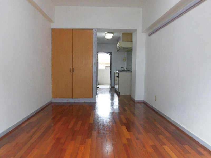 Heart Hills K 1R Apartment for Rent in Yonabaru, Okinawa - Thumbnail 3
