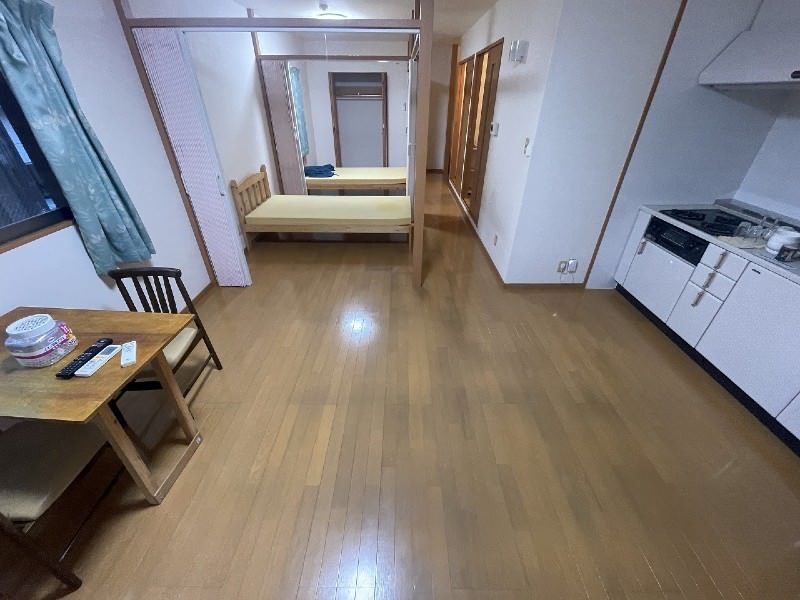 1R Apartment for Rent in Naha Wakasa, Okinawa with Parking - Thumbnail 2