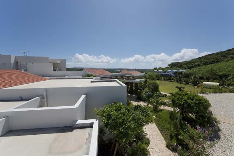 Yomitan Resort Complex for Sale with Ocean Views | Okinawa - Thumbnail 4
