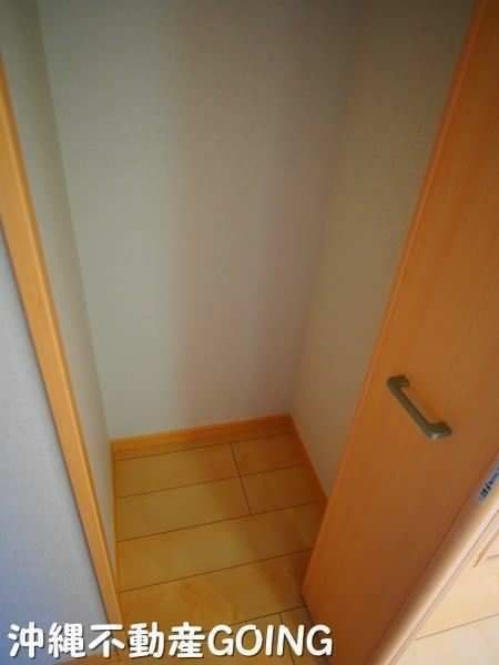 2LDK Apartment for Rent in Yaese Town, Okinawa - Thumbnail 3